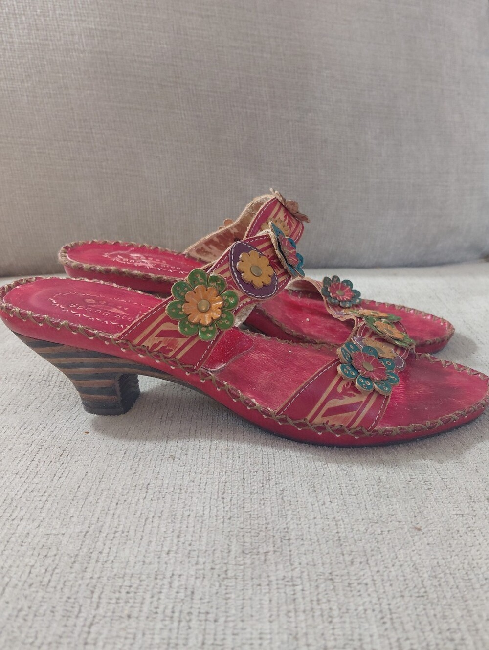 Spring Step Red Floral Leather Slide Kitten Heel Sandals Size 9 - Picture 6 of 12